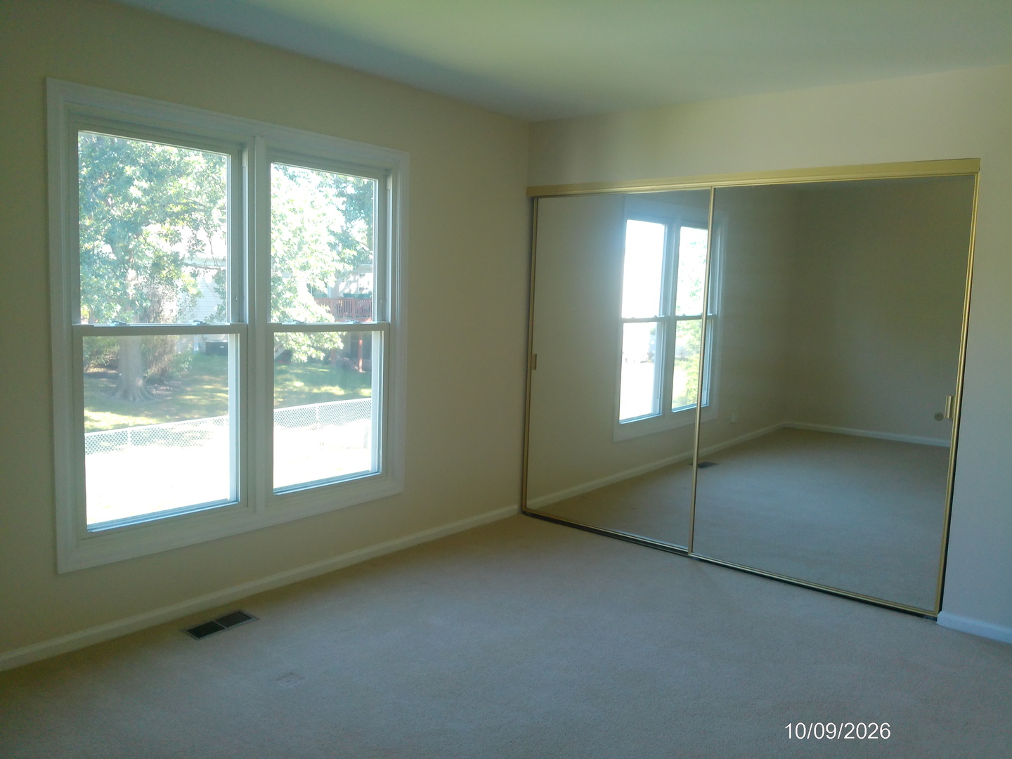 291 Hill Avenue Property Photo 5