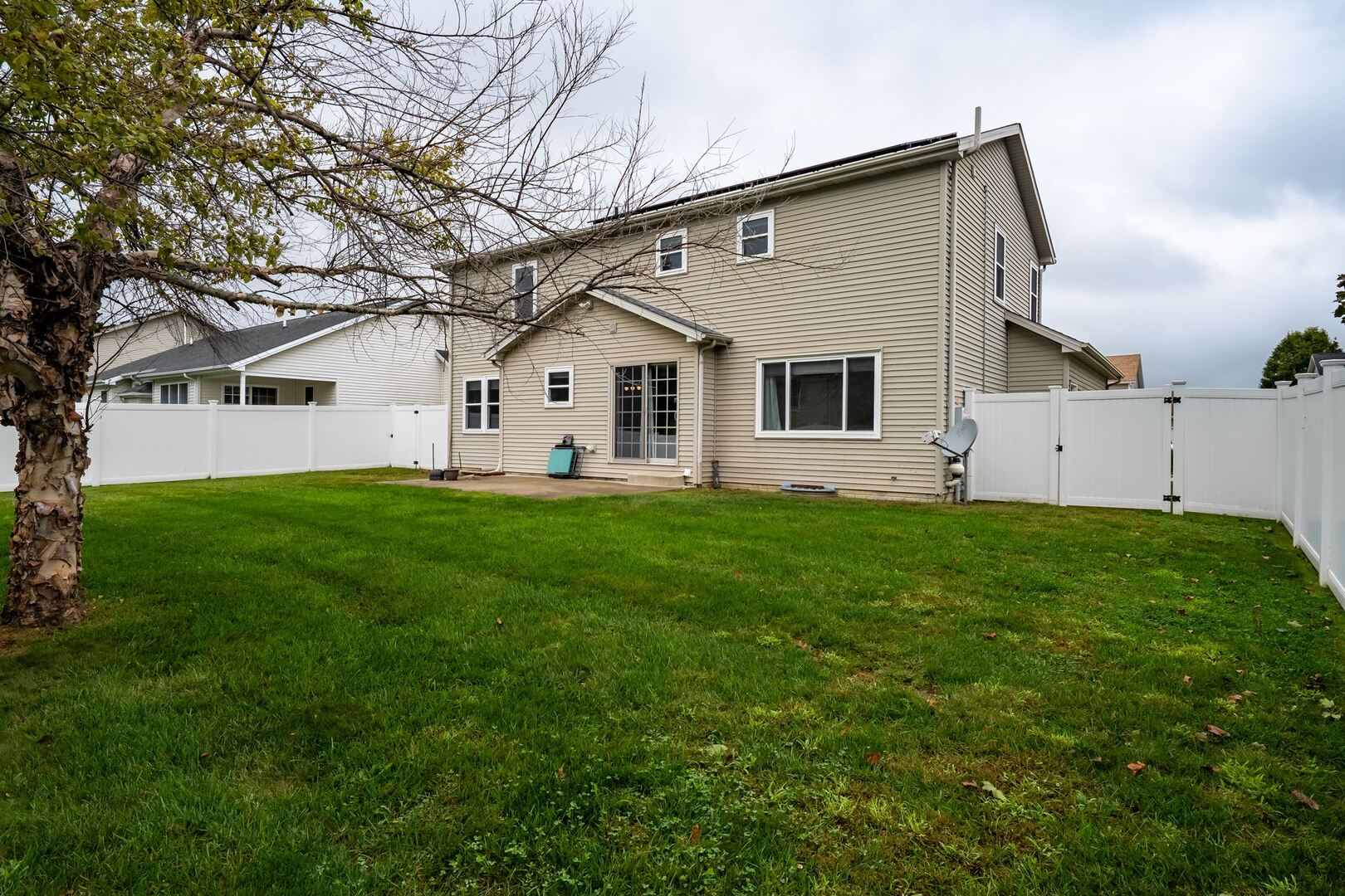 2961 Three Eagles Street Property Photo 5