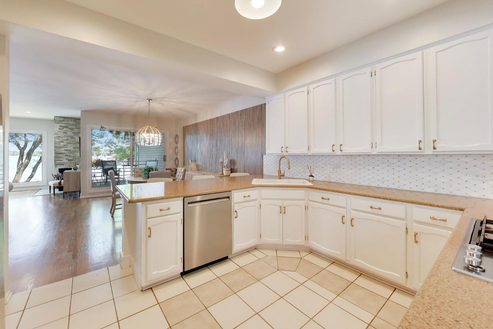 26443 N Ridge Court Property Photo 17