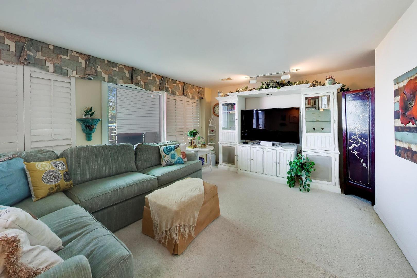 26443 N Ridge Court Property Photo 38