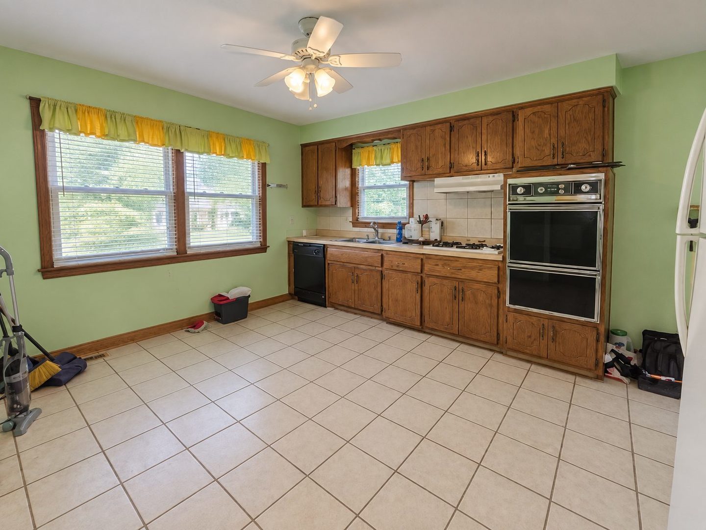 404 Westgate Avenue Property Photo 4