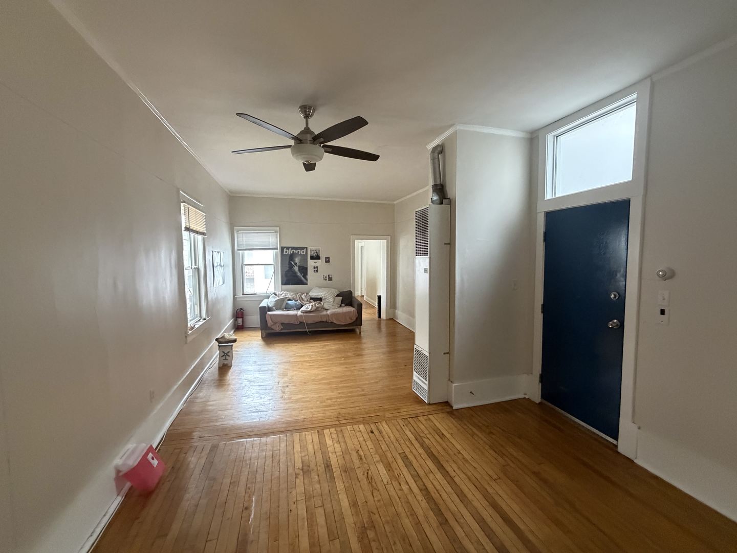 827 S Carpenter Street Property Photo 10