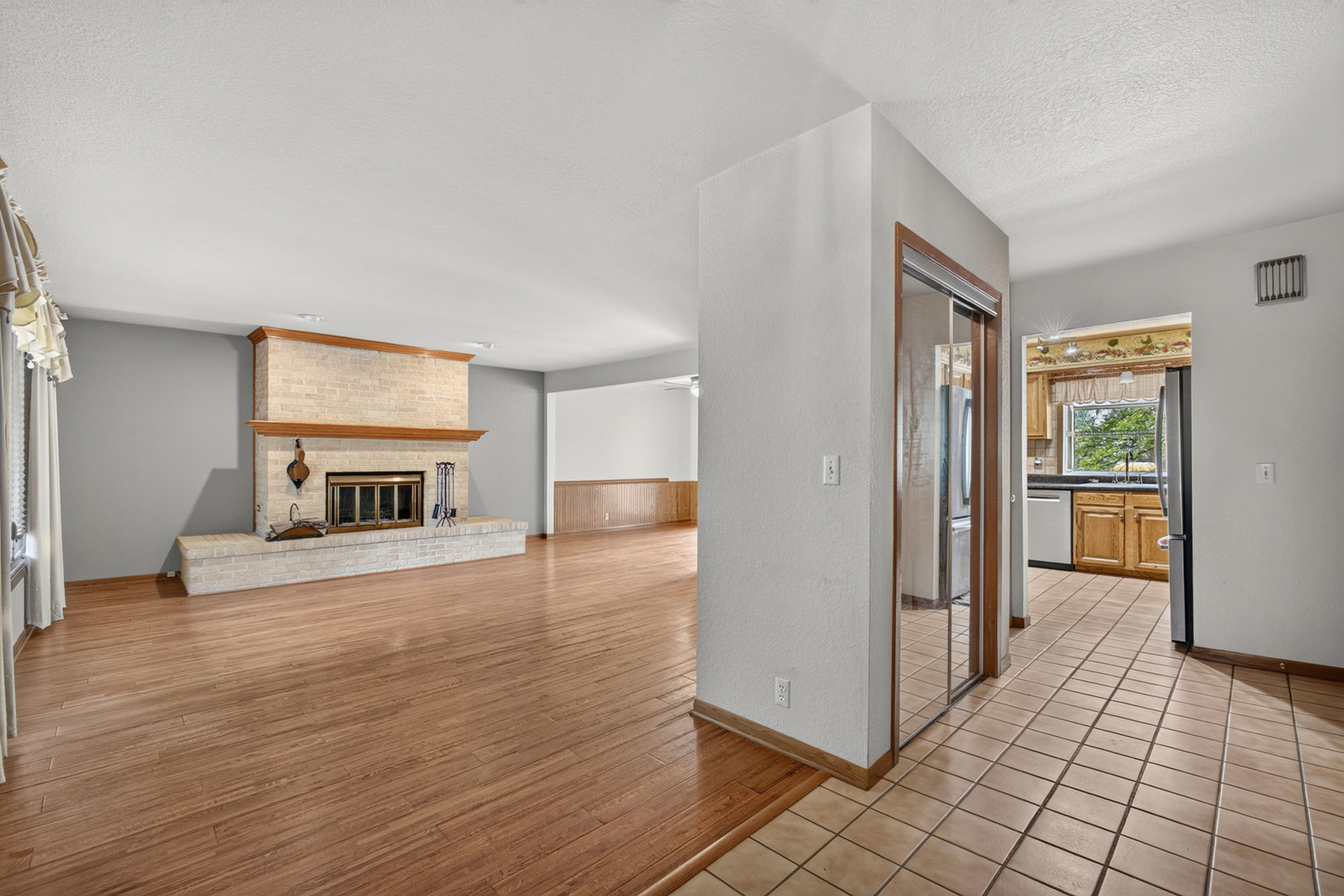 1809 Pineo Grove Lane Property Photo 13