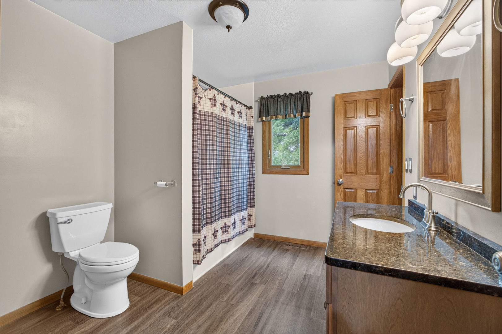 1809 Pineo Grove Lane Property Photo 24