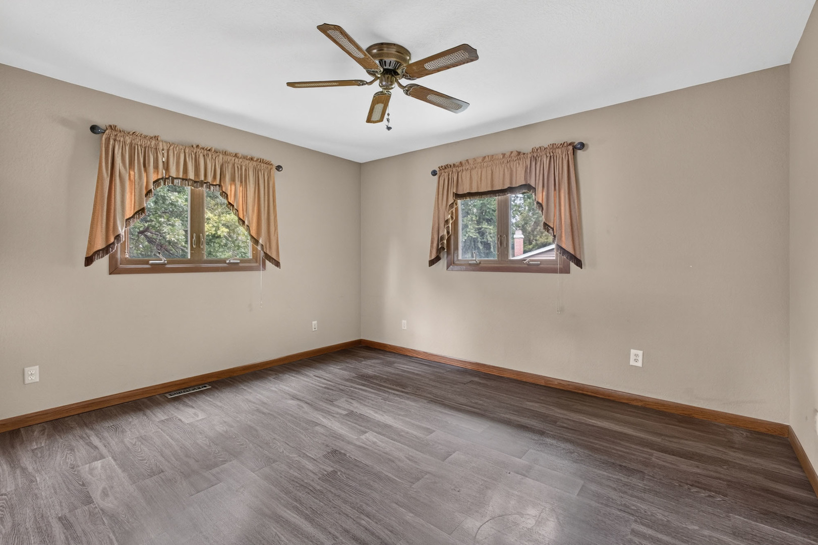 1809 Pineo Grove Lane Property Photo 26