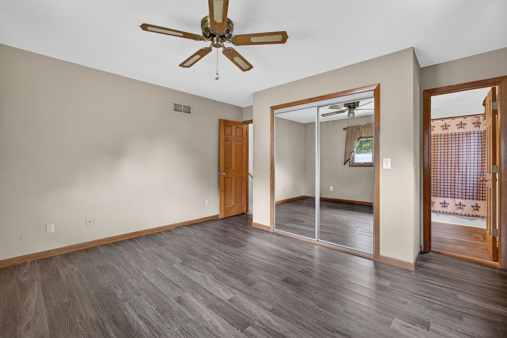 1809 Pineo Grove Lane Property Photo 27