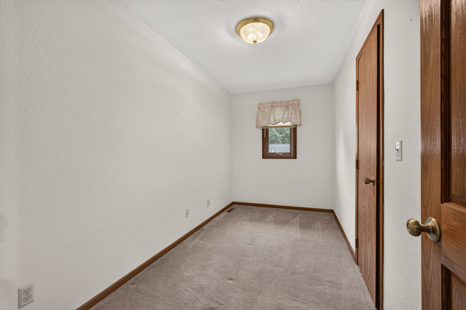 1809 Pineo Grove Lane Property Photo 28