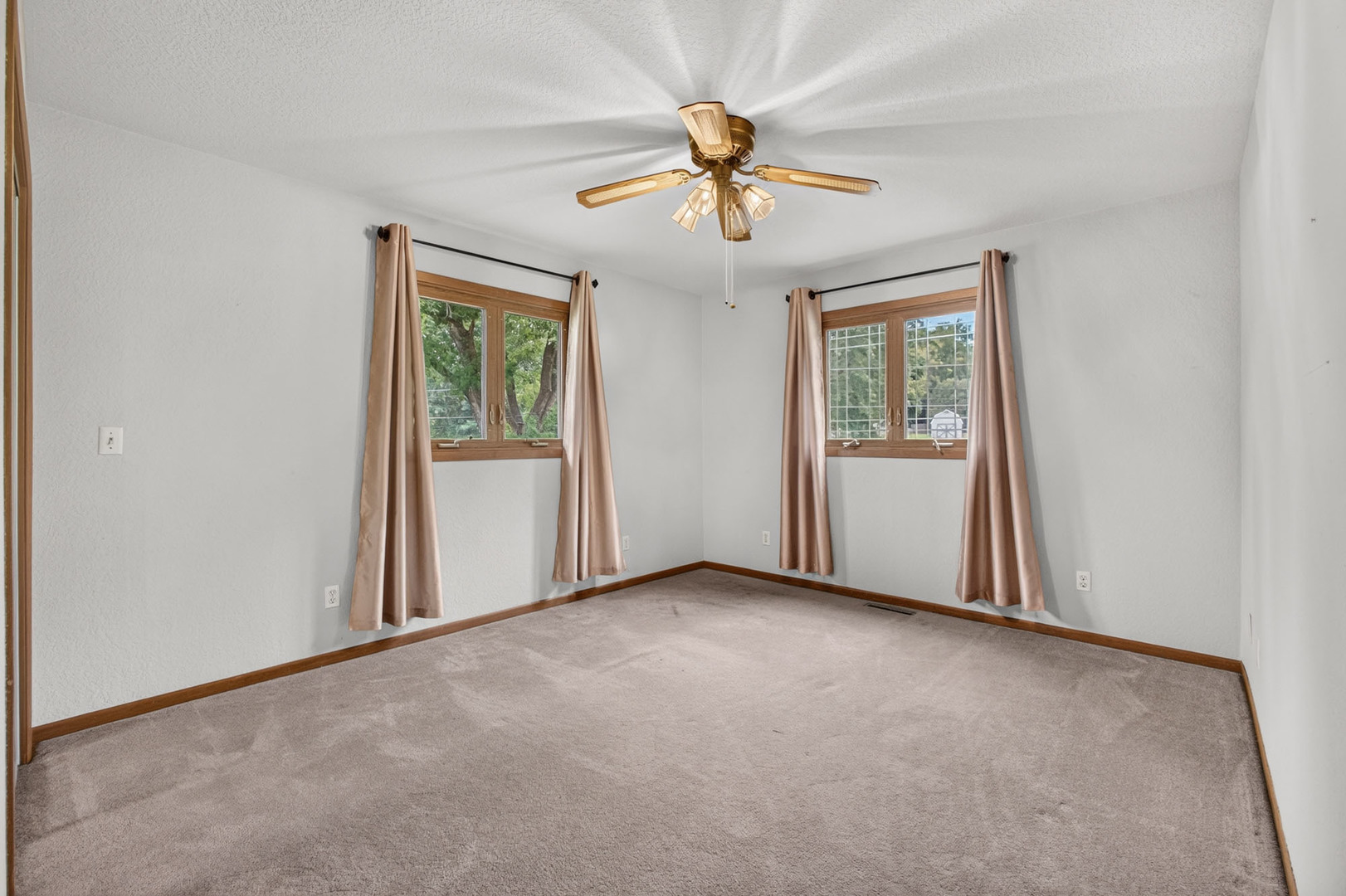 1809 Pineo Grove Lane Property Photo 31