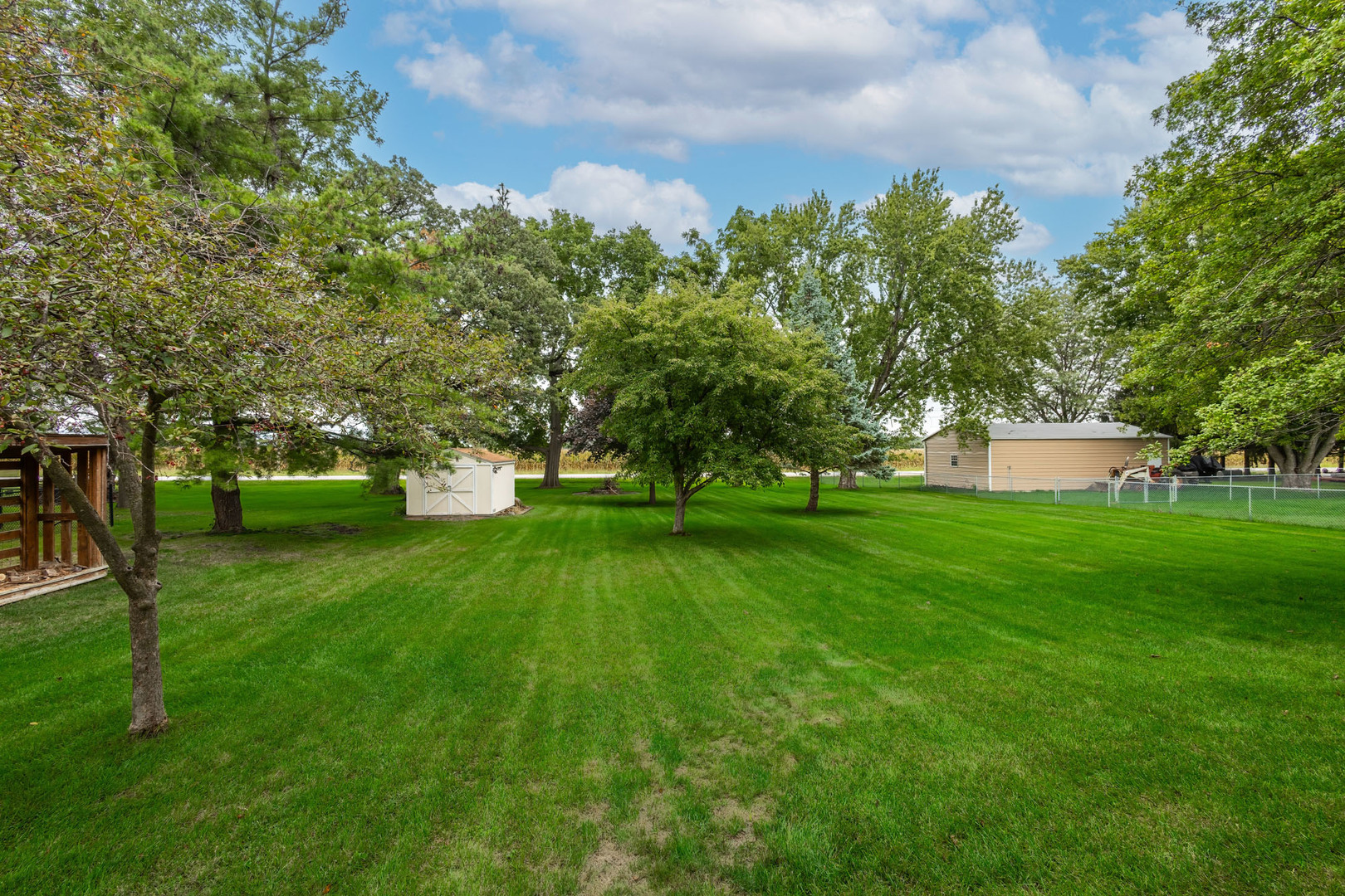 1809 Pineo Grove Lane Property Photo 38