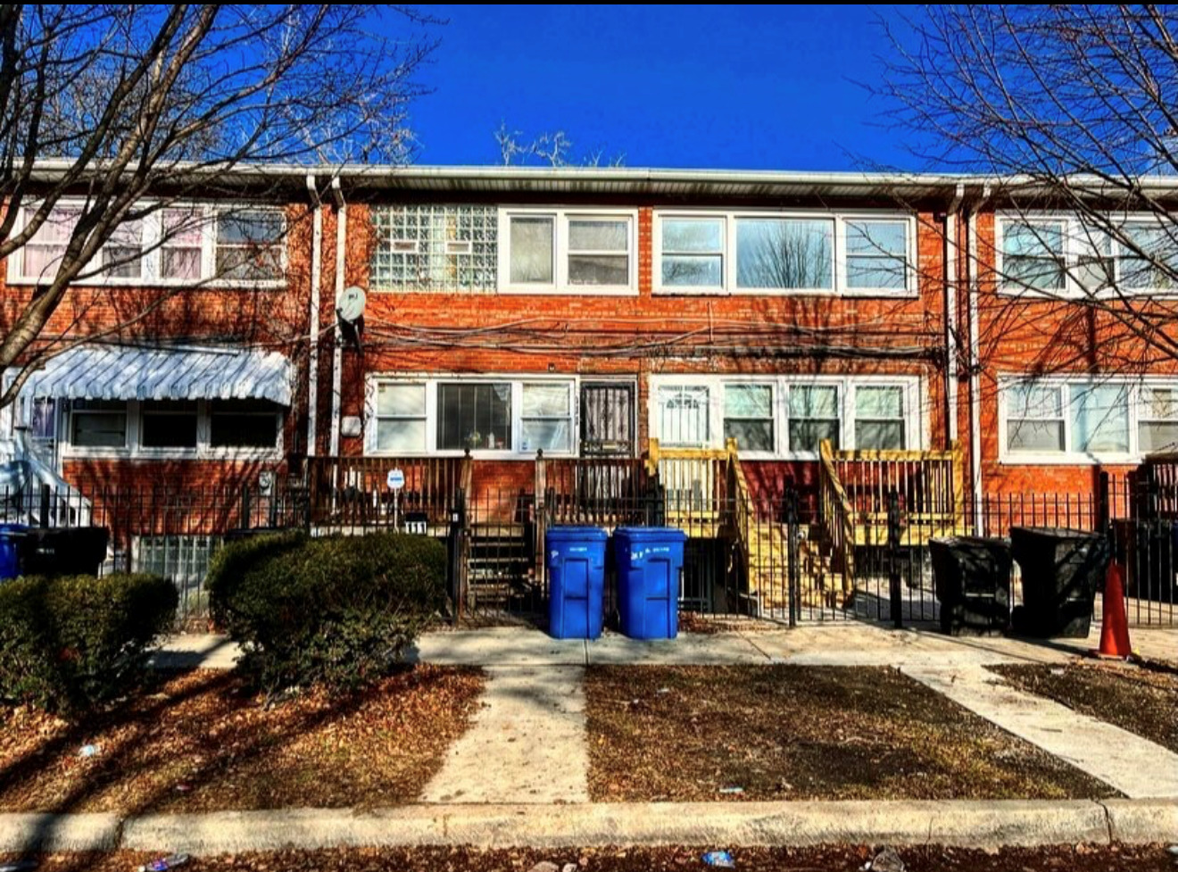 113 E 37th Place Property Photo 1