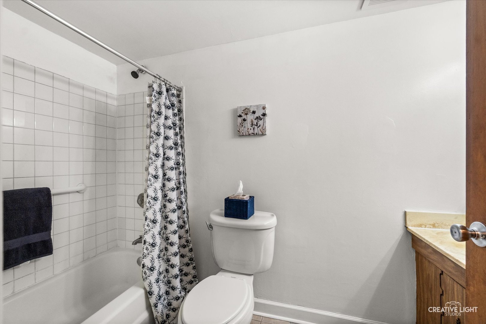 1321 S Finley Road 212 Property Photo 11