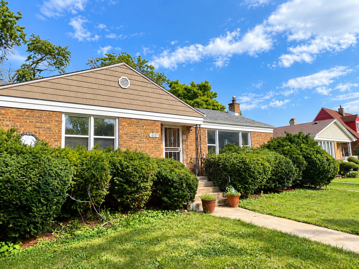 12127 Artesian Avenue Property Photo 4