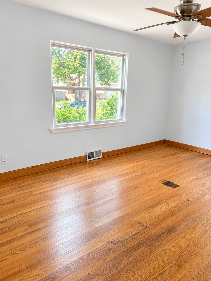12127 Artesian Avenue Property Photo 14