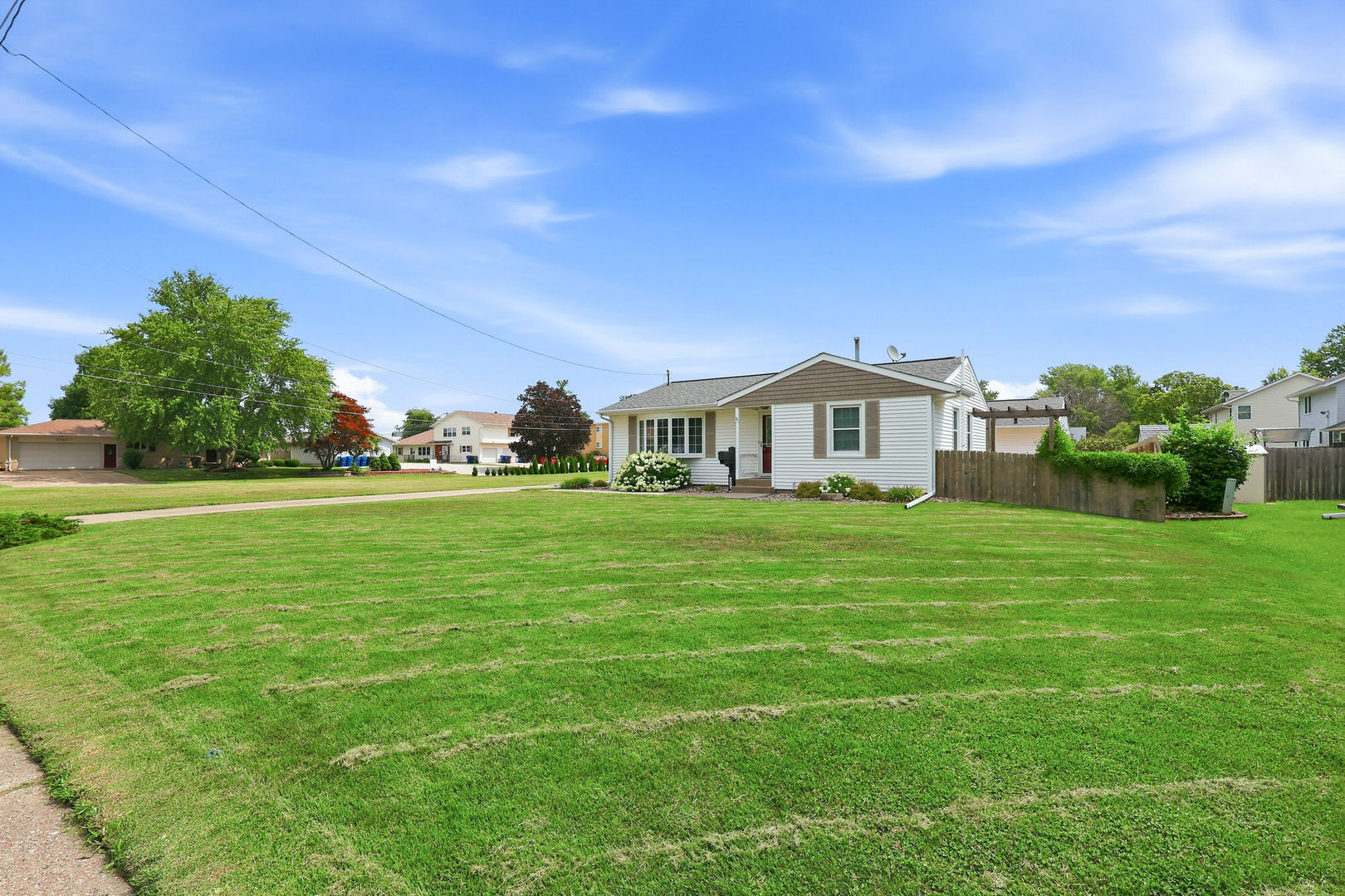 2602 43rd Street Property Photo 1