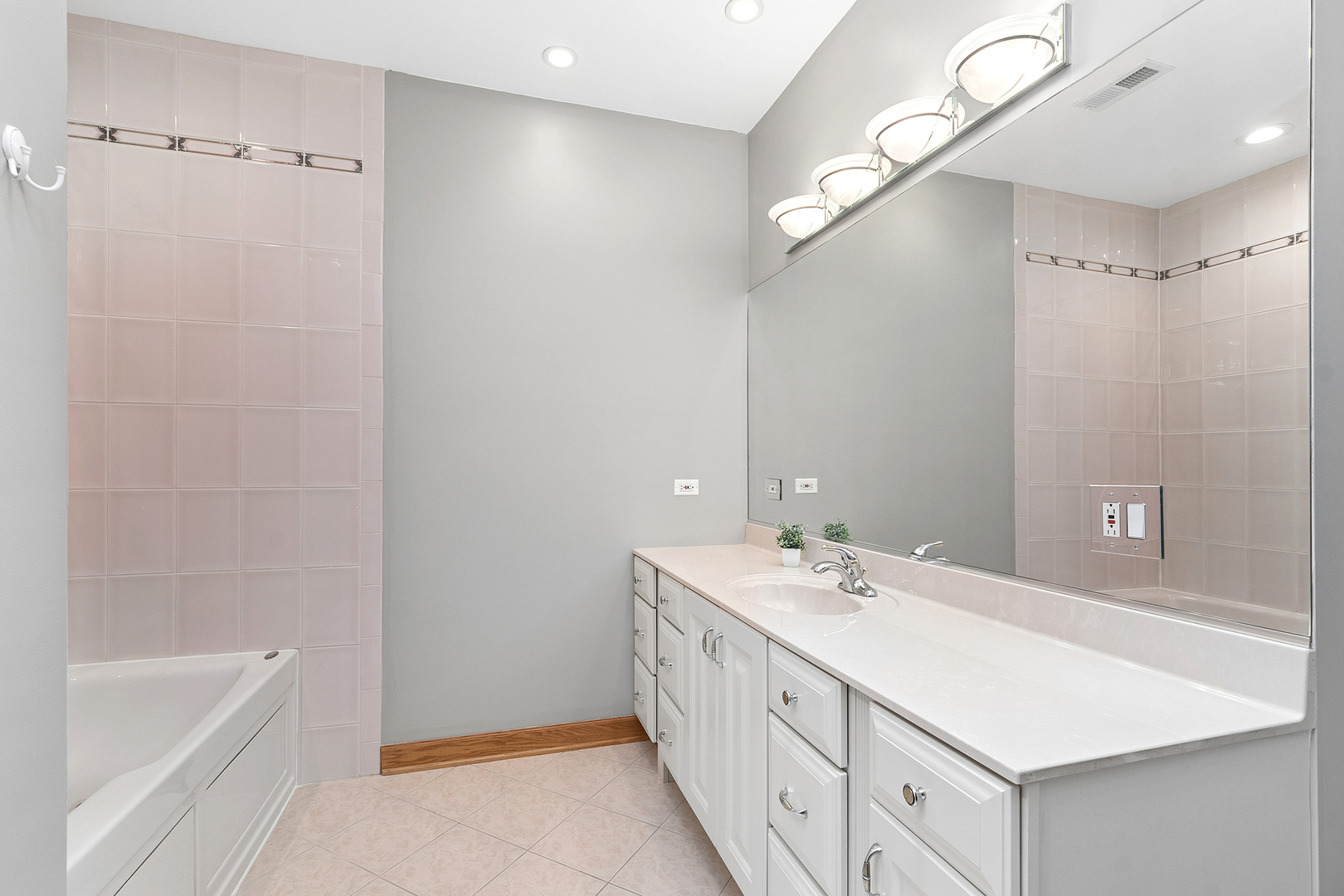 7202 Gold Grove Place Property Photo 31