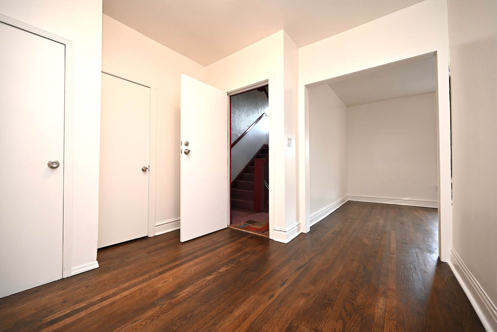 959 E 61st Street 2 Property Photo 6