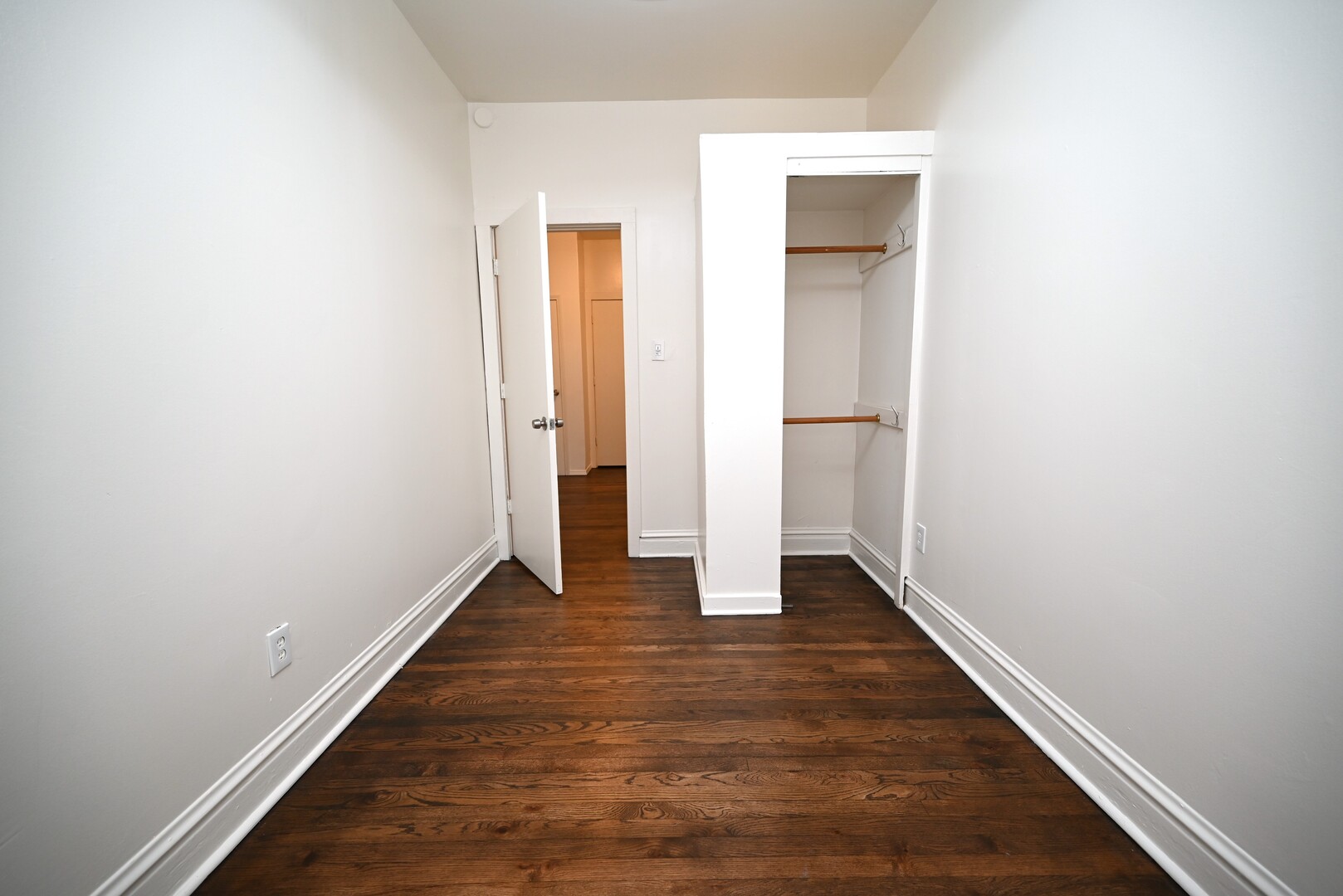 959 E 61st Street 2 Property Photo 18