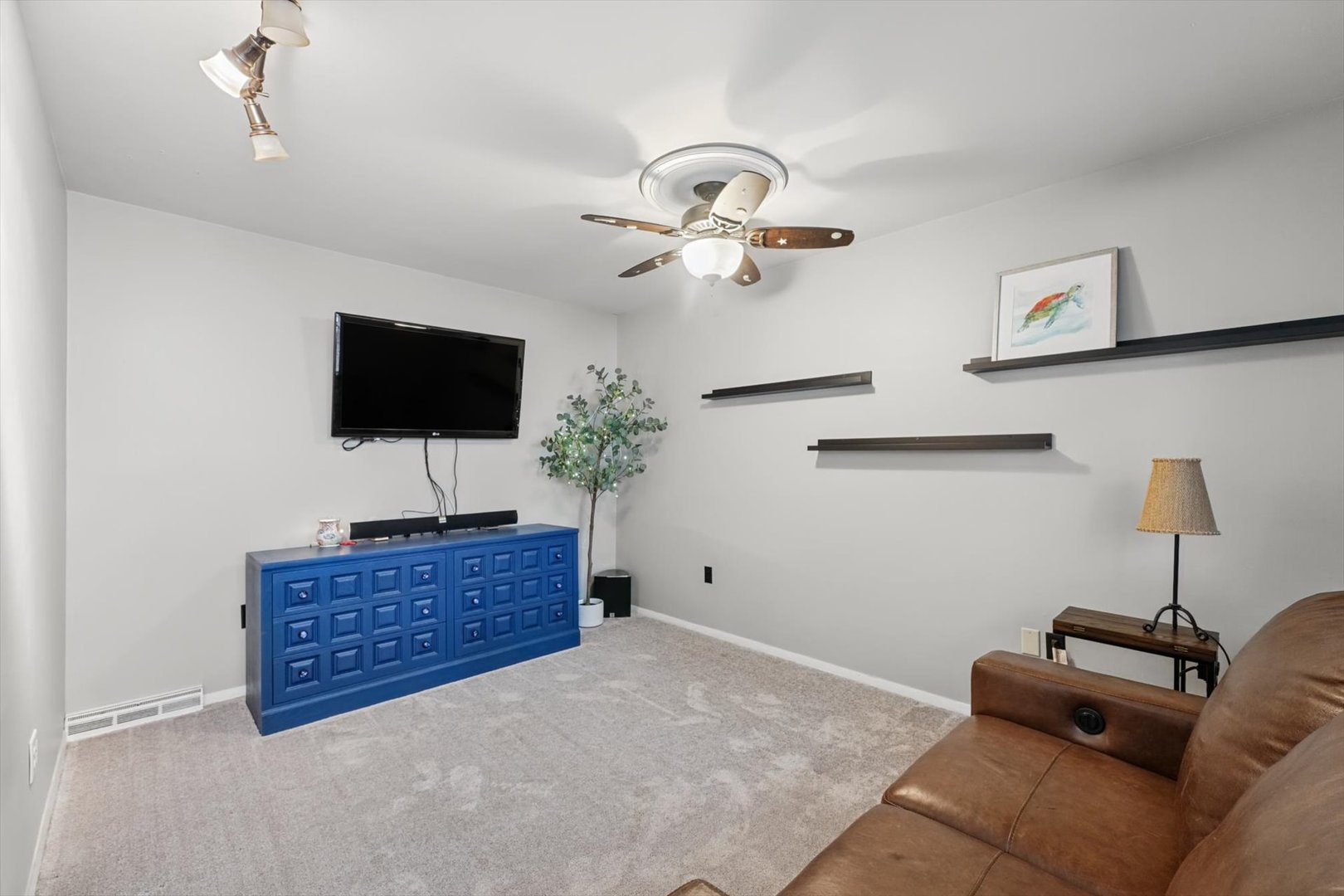 2201 Clover Lane Property Photo 17