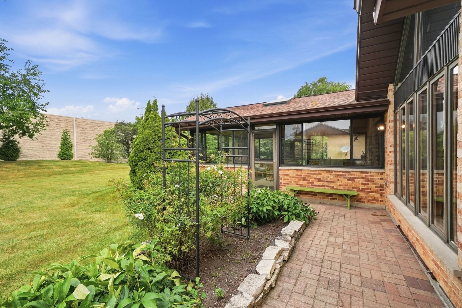 254 Wood Glen Lane Property Photo 11
