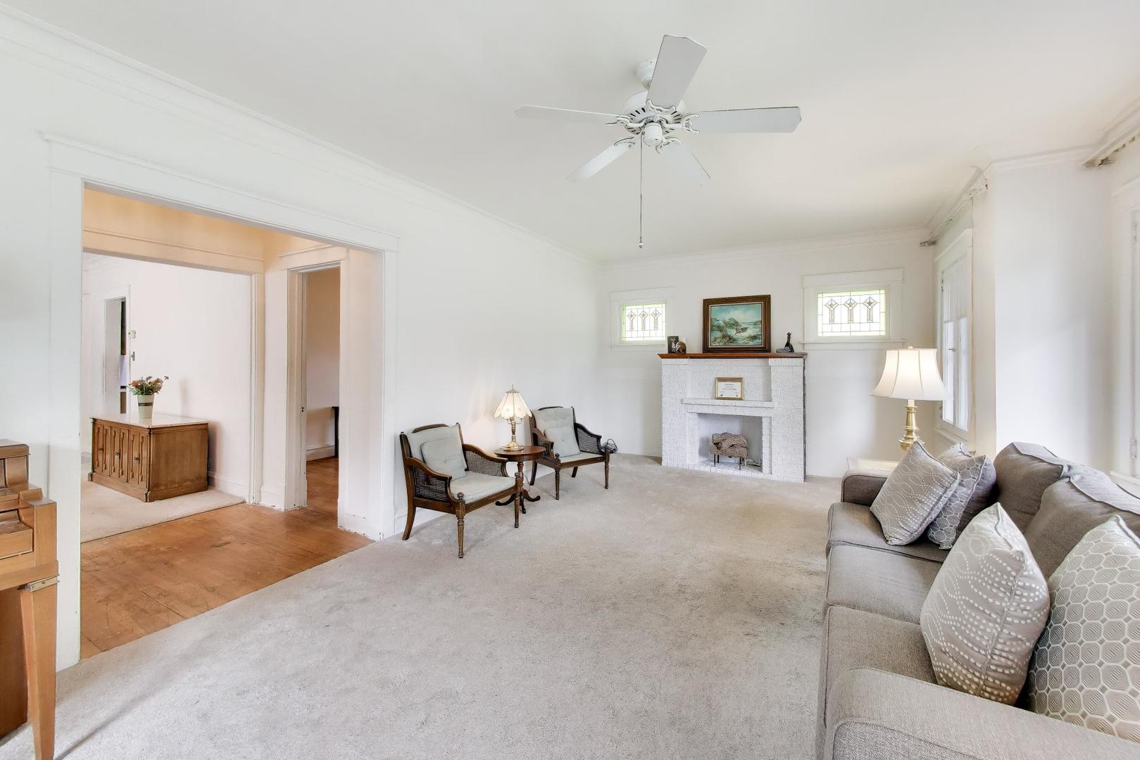 3720 N Springfield Avenue Property Photo 6