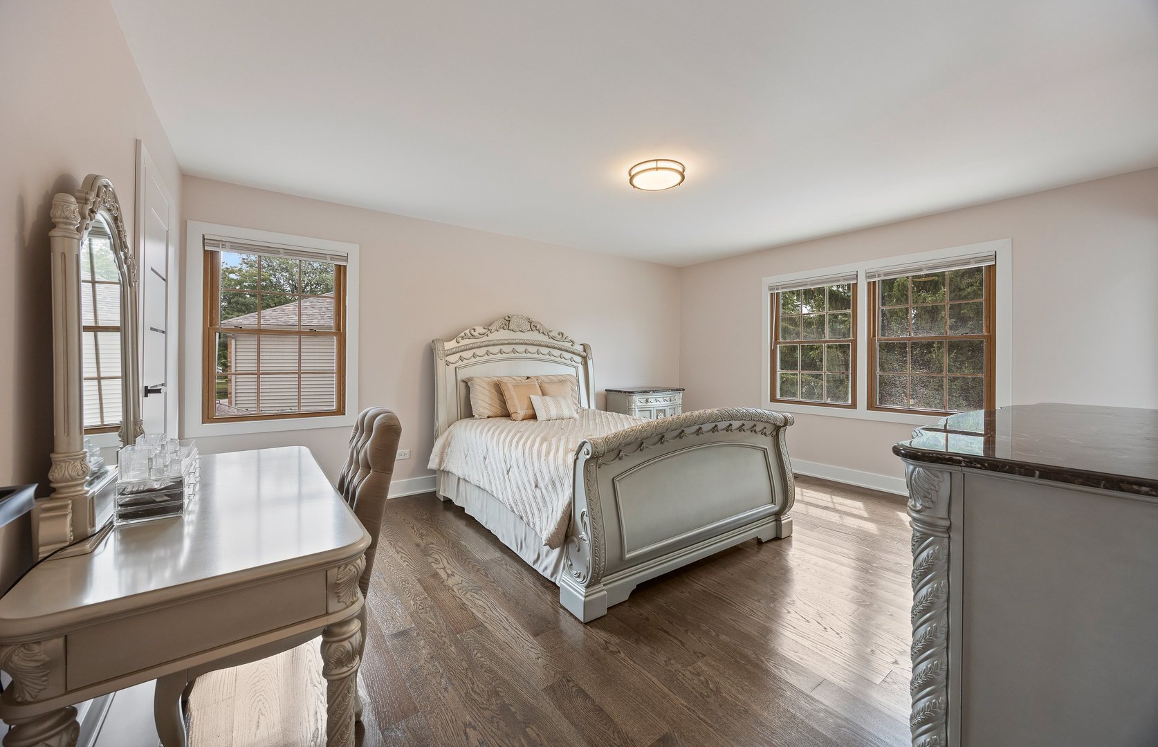 718 Raintree Drive Property Photo 15