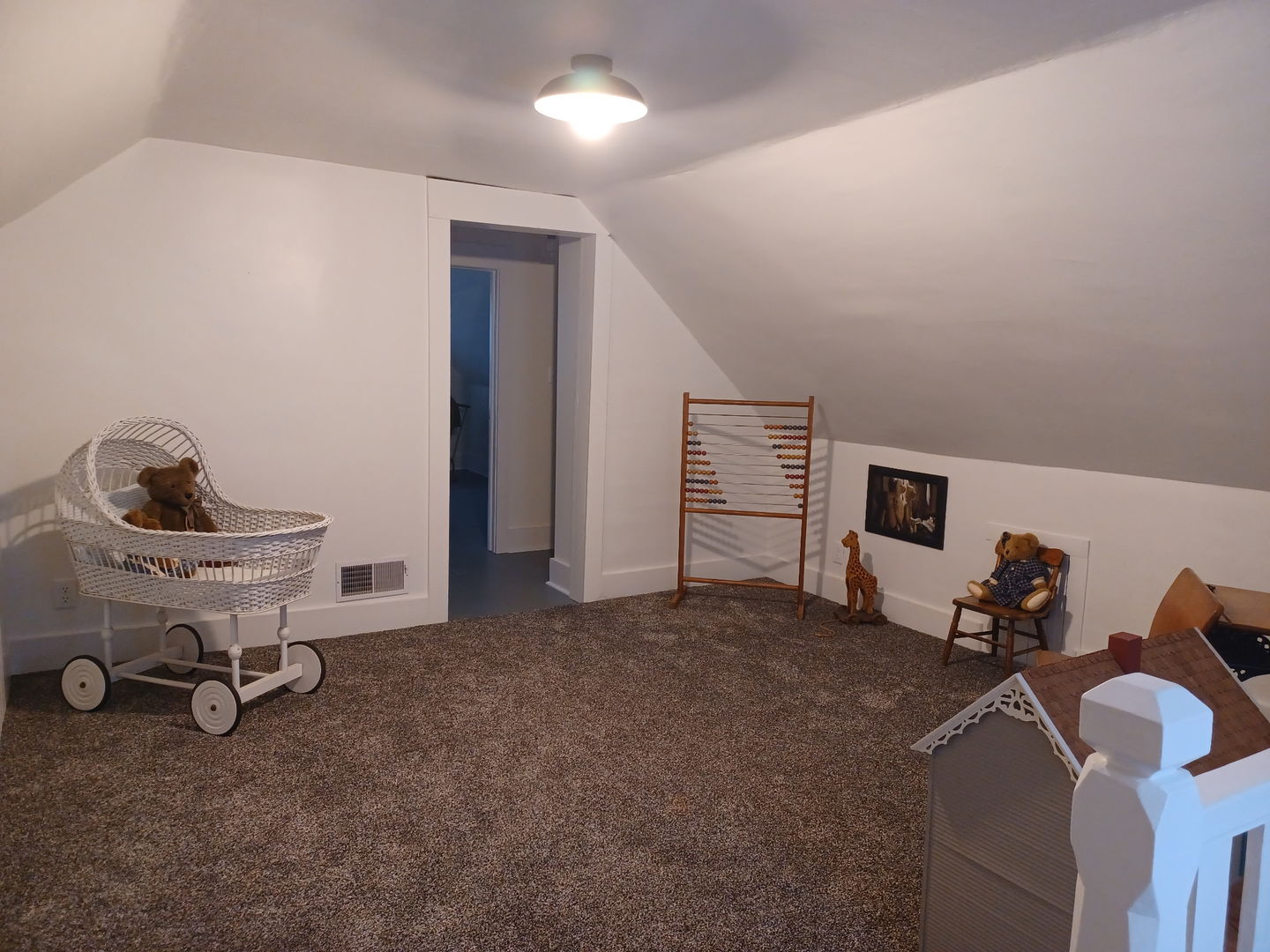 304 South Powell Street Property Photo 17