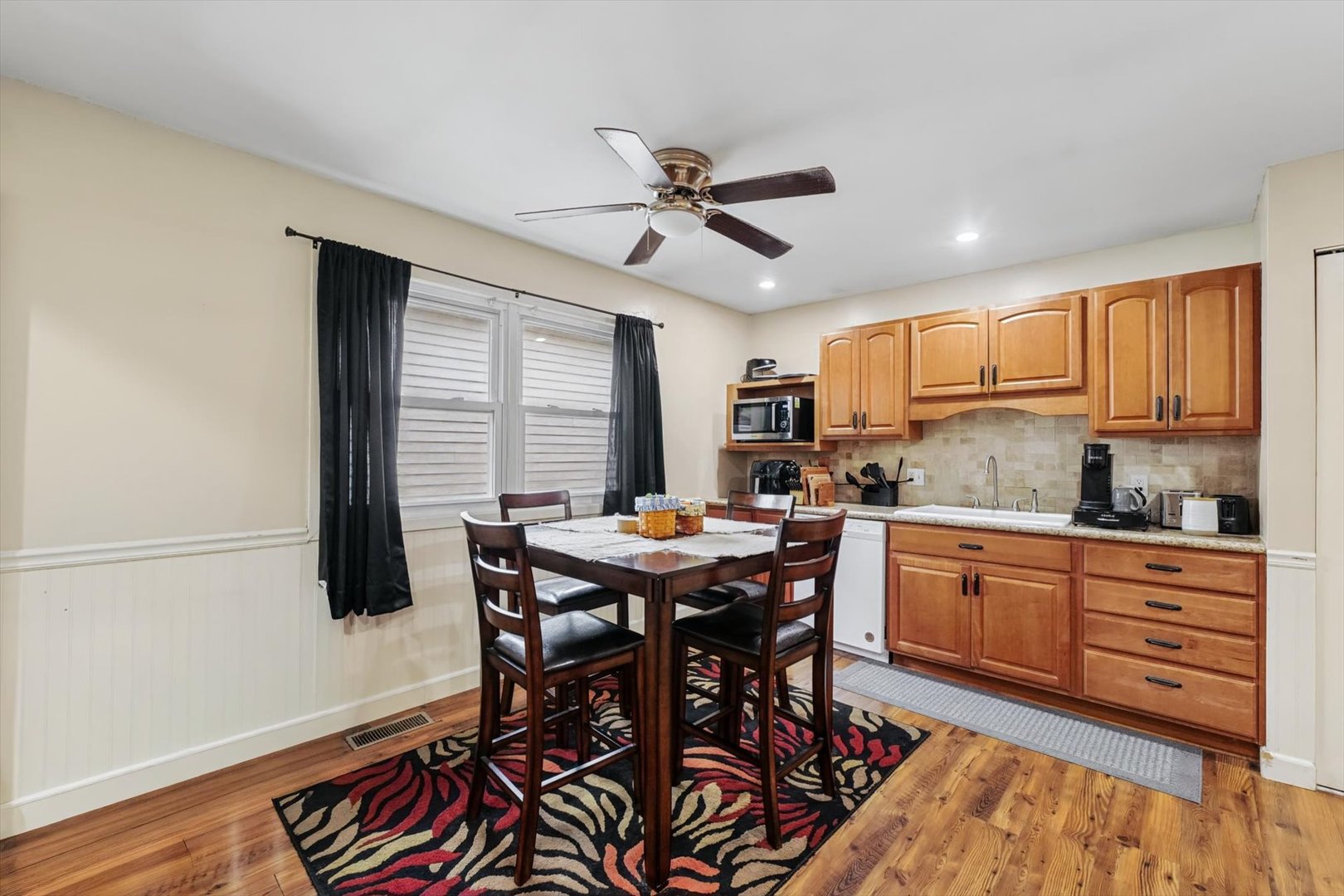 549 S Hinkley Street Property Photo 15