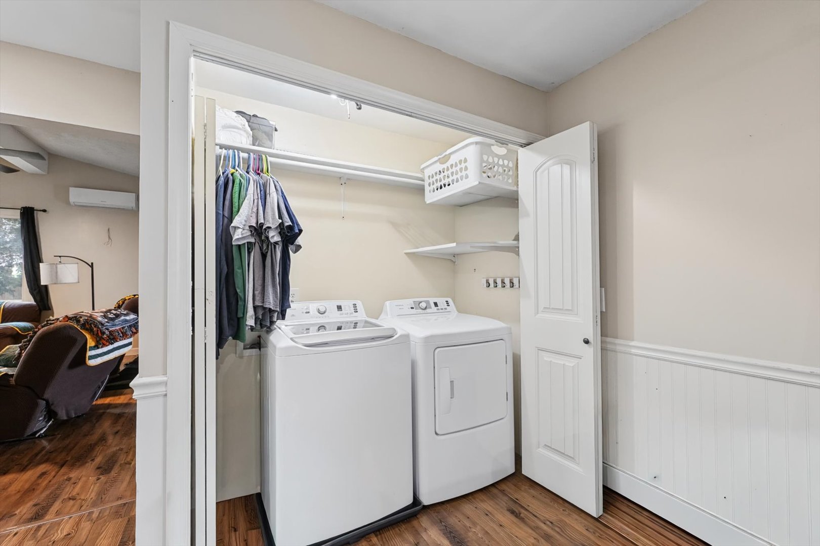 549 S Hinkley Street Property Photo 20
