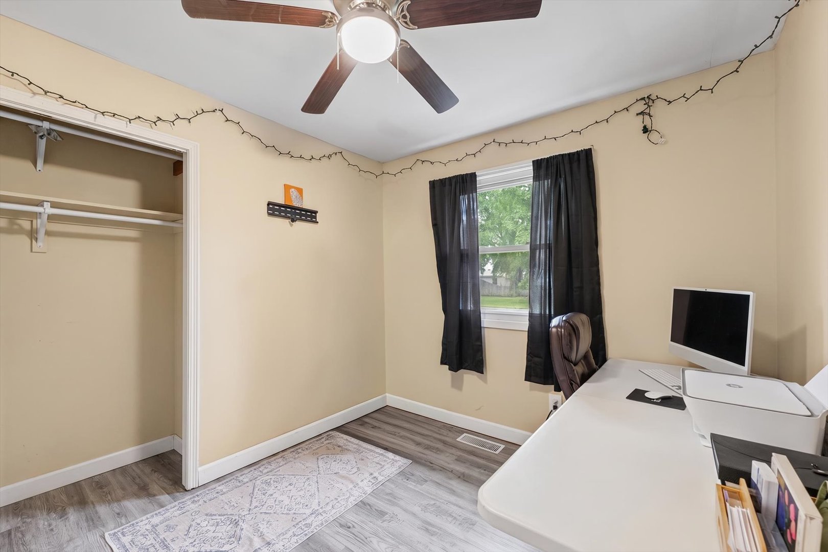 549 S Hinkley Street Property Photo 27