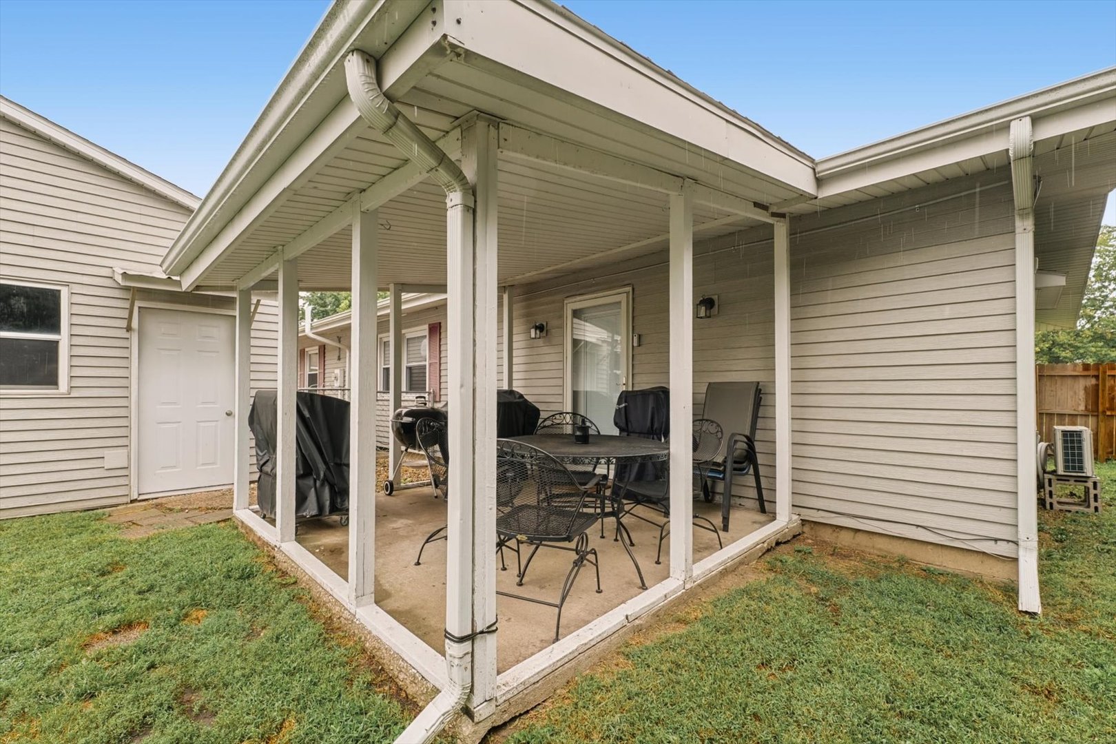 549 S Hinkley Street Property Photo 36