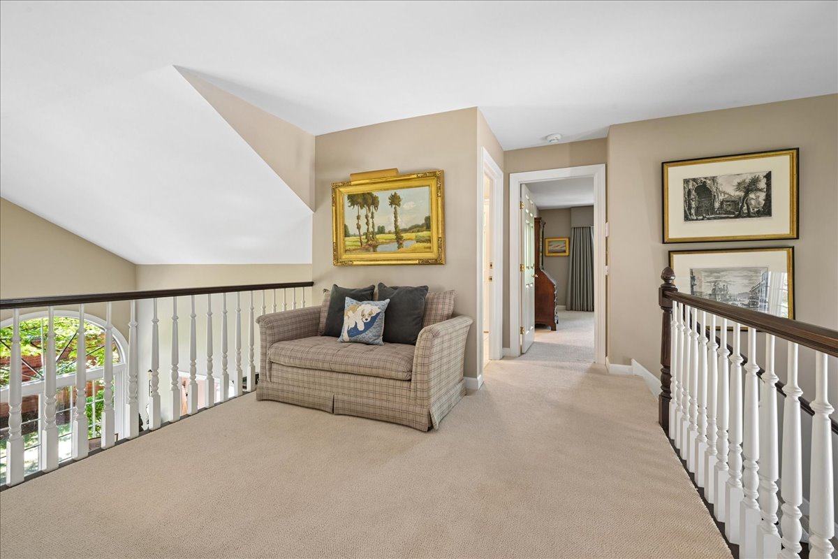 1 Regent Wood Road Property Photo 25