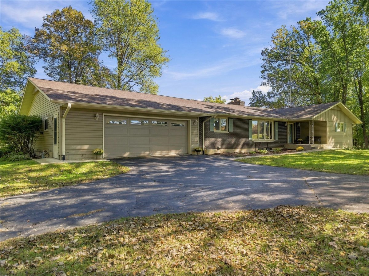 6121 Brooklyn Road Property Photo 1