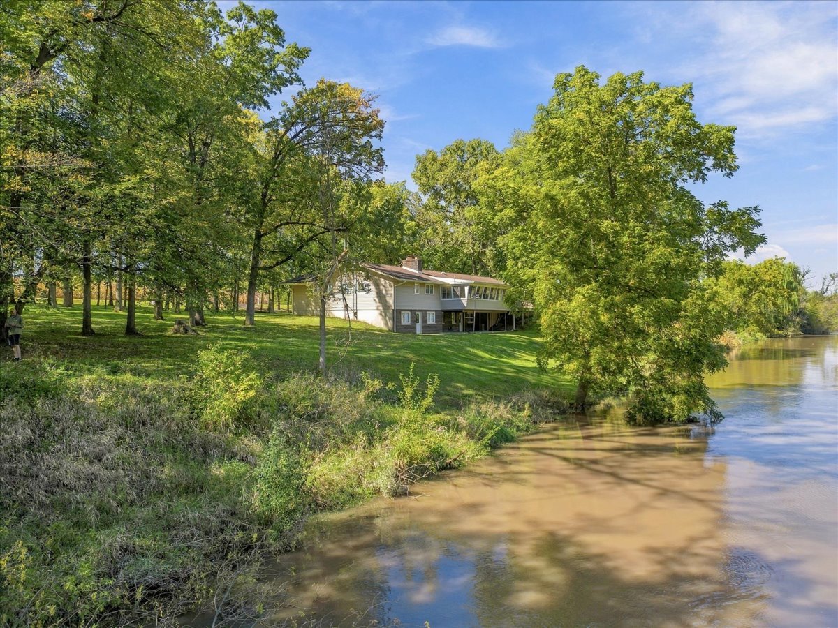 6121 Brooklyn Road Property Photo 8