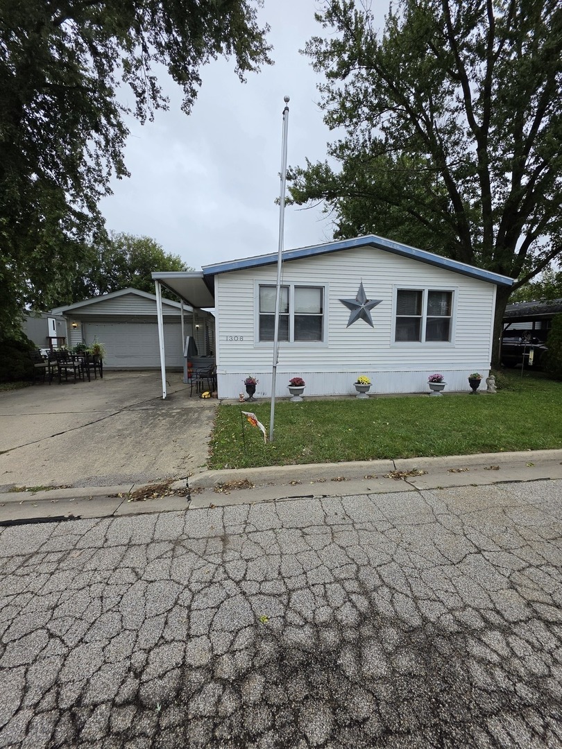 1306 13th Street Property Photo 1