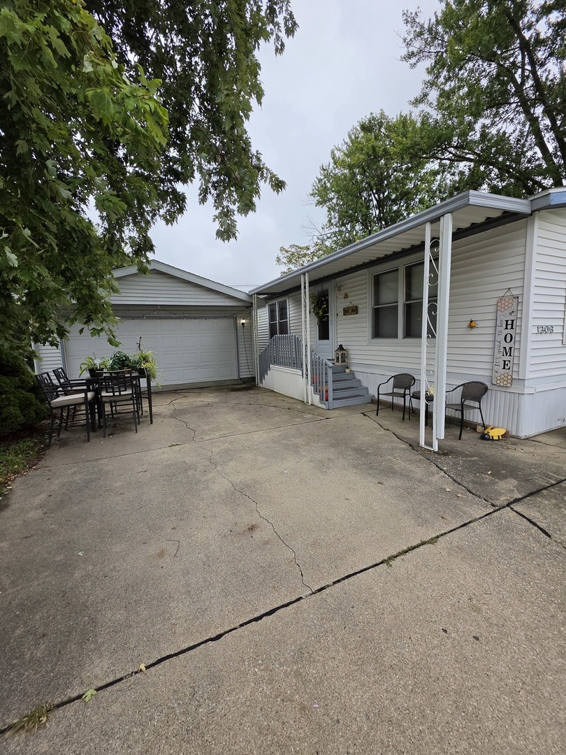 1306 13th Street Property Photo 3