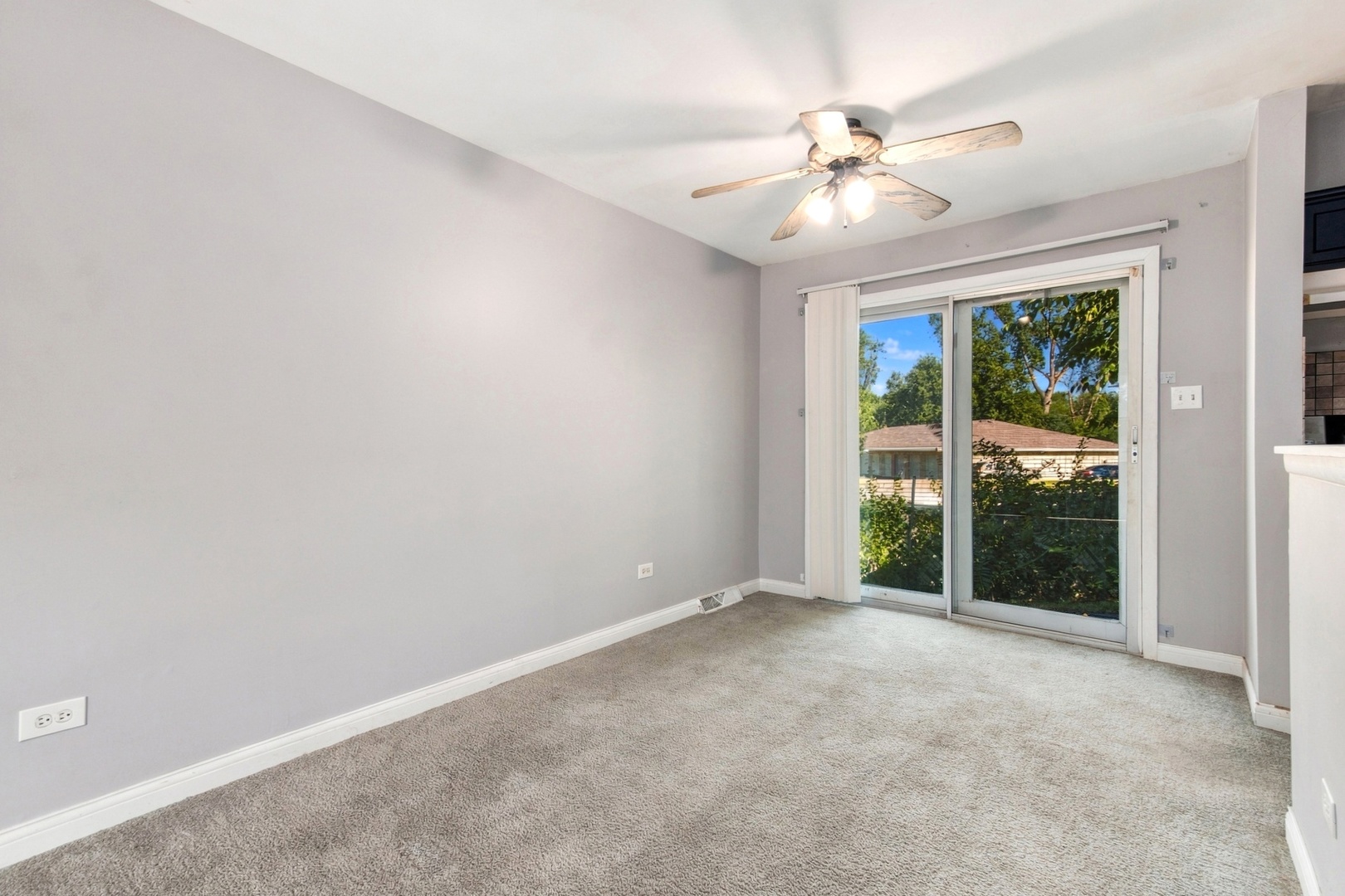 6606 102nd Place Property Photo 6