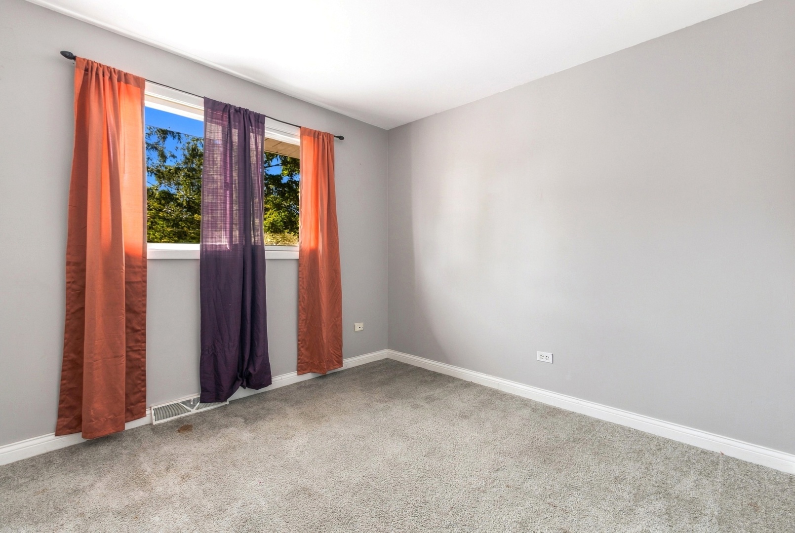 6606 102nd Place Property Photo 17