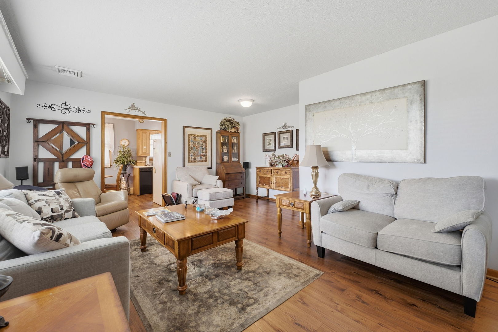 1121 3rd Avenue Property Photo 4