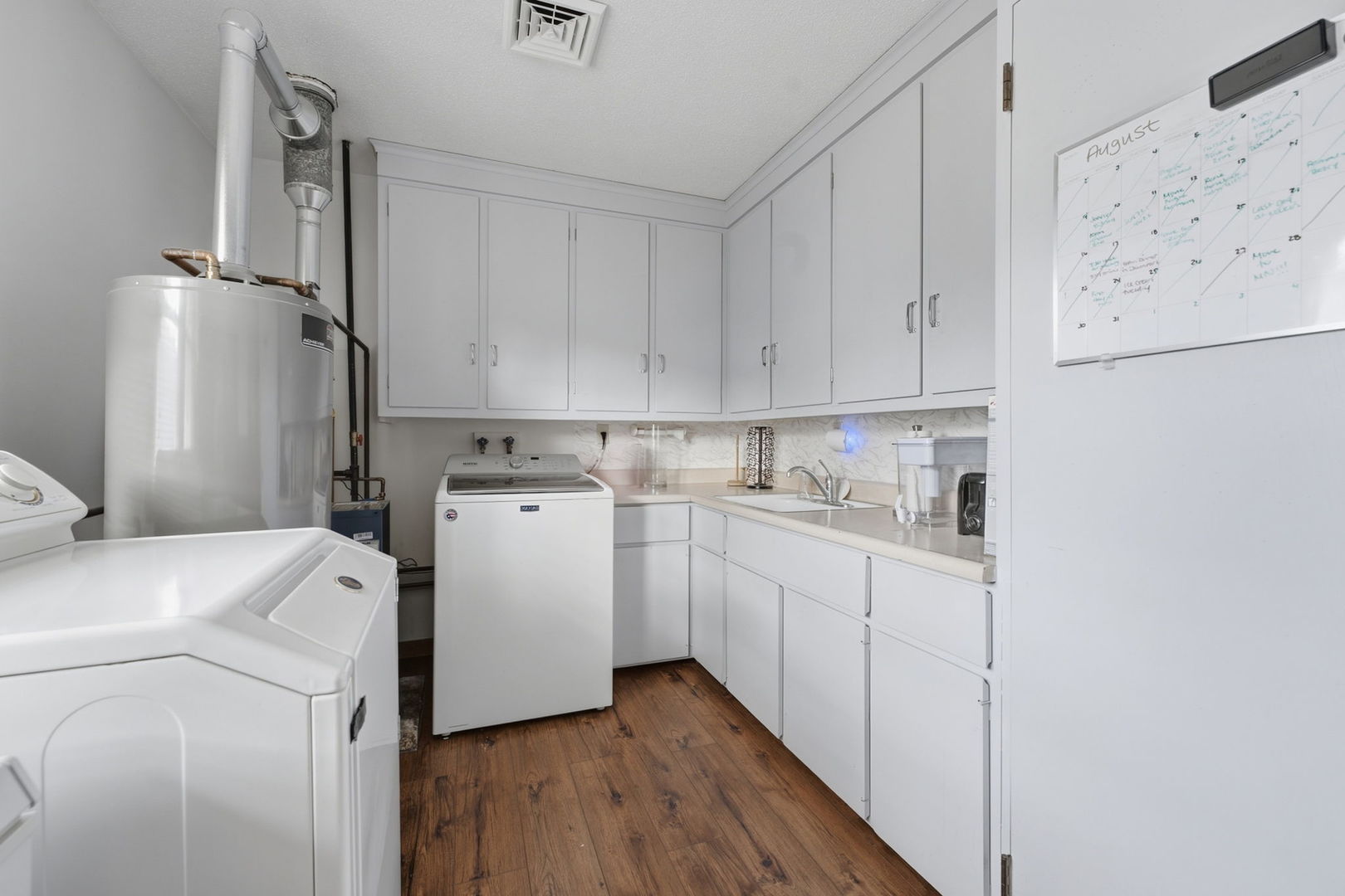 1121 3rd Avenue Property Photo 21