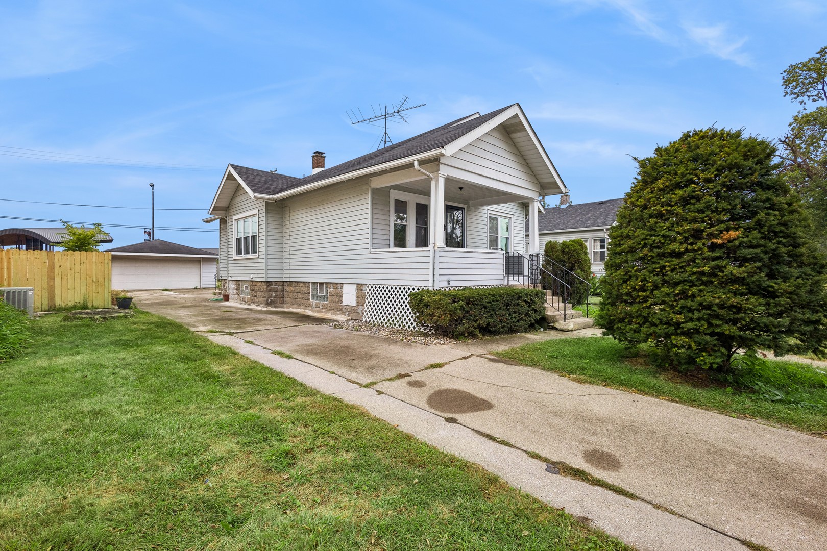 3347 Washington Street Property Photo 1