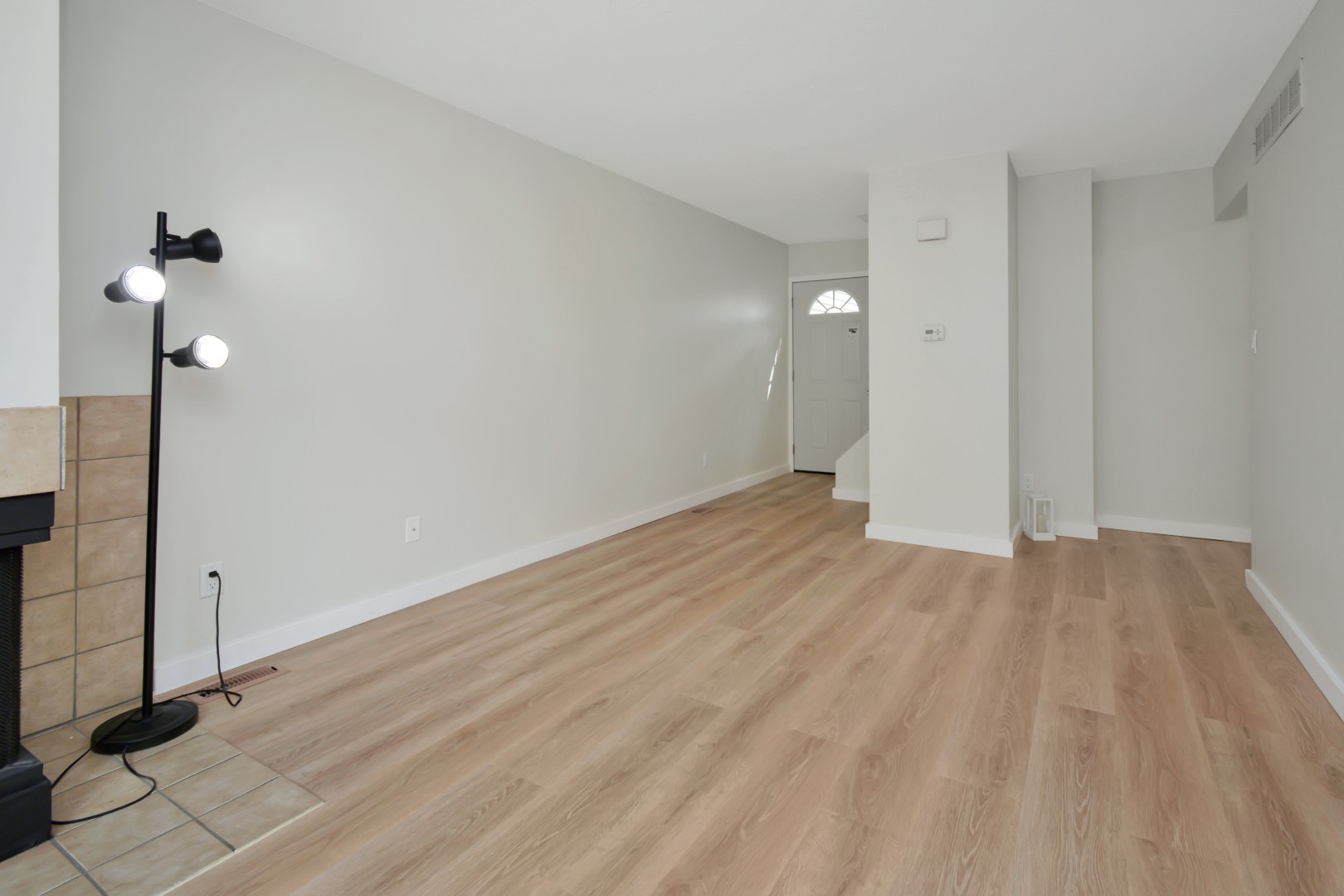 1560 Hunt Drive D Property Photo 5