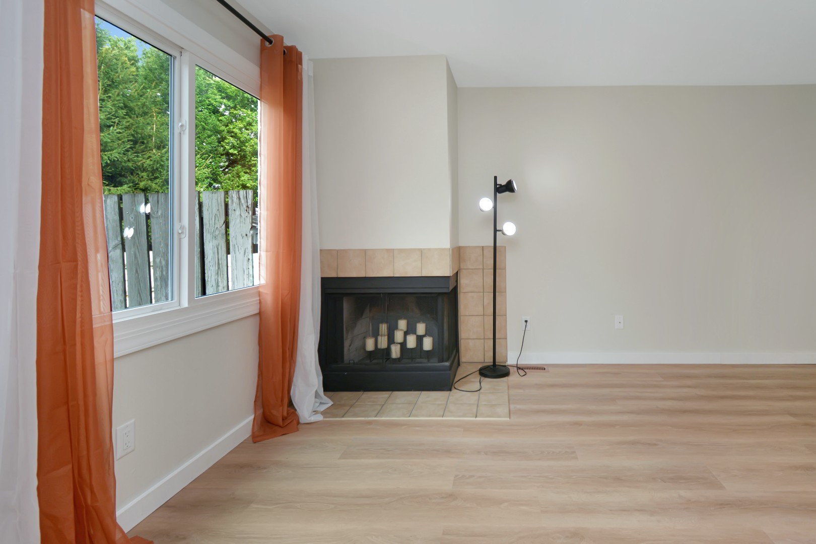 1560 Hunt Drive D Property Photo 8