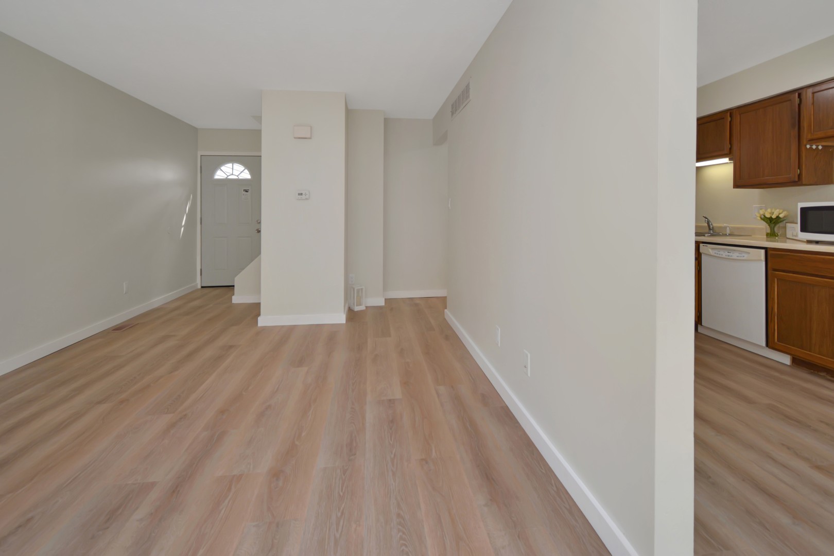 1560 Hunt Drive D Property Photo 9