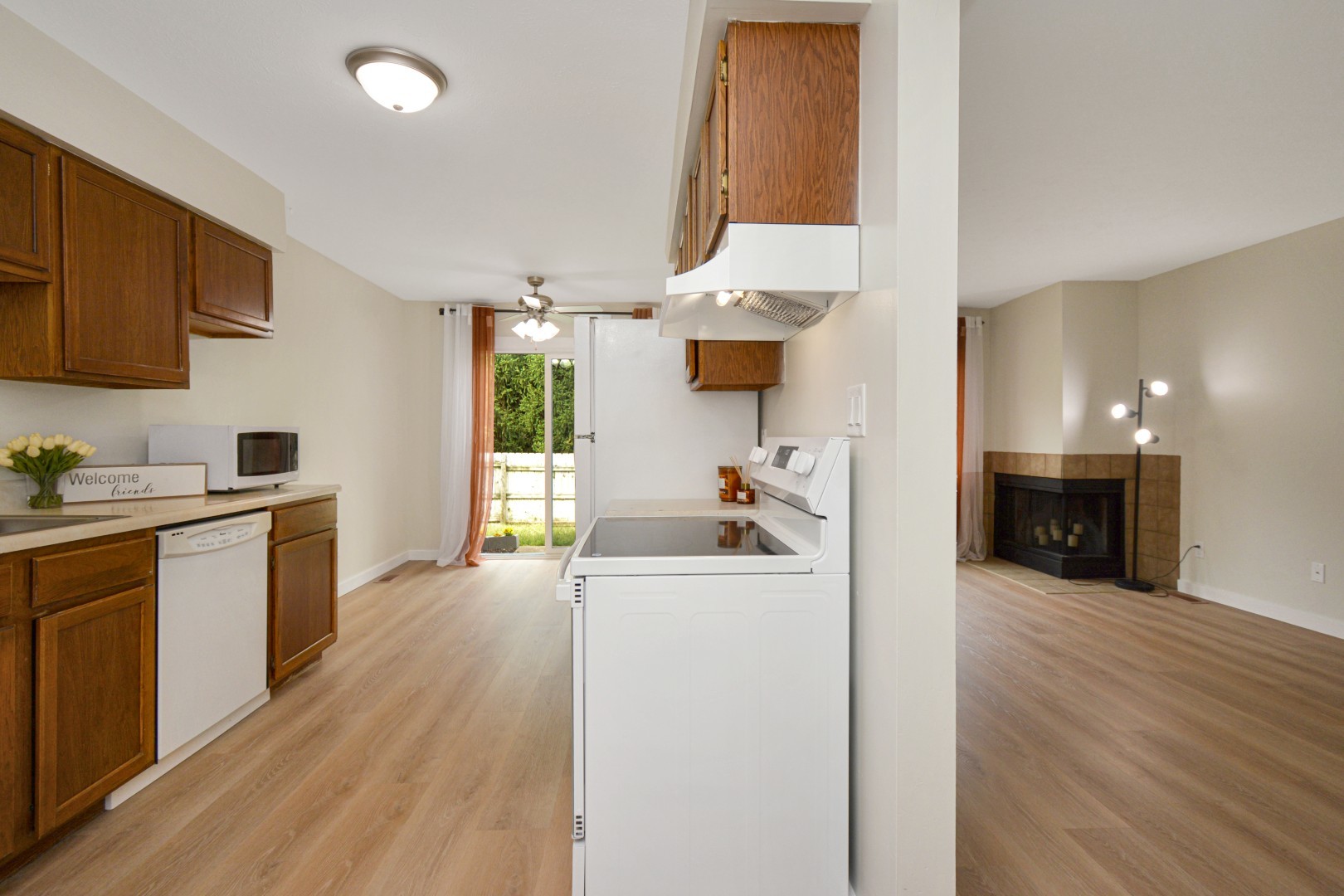 1560 Hunt Drive D Property Photo 10