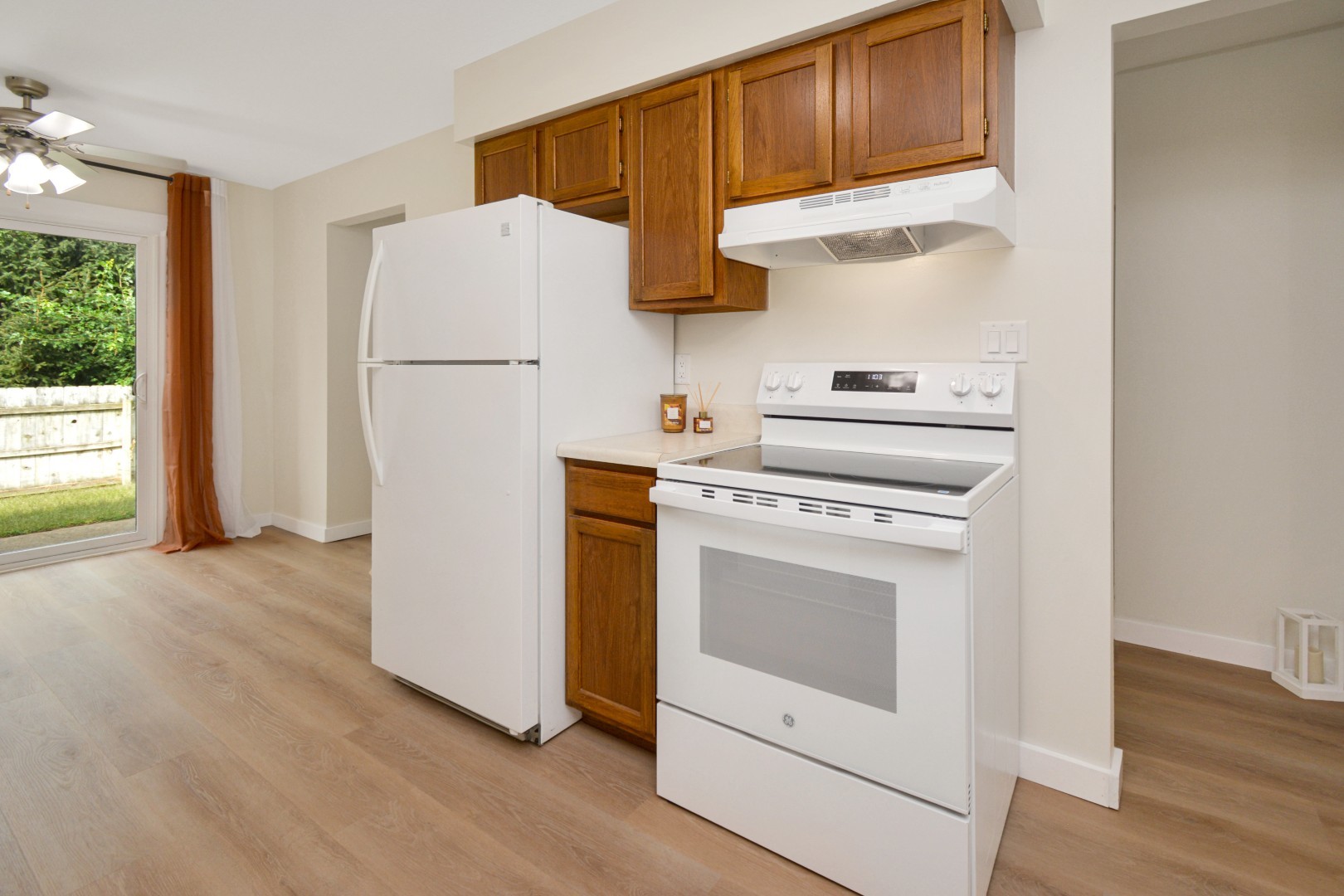 1560 Hunt Drive D Property Photo 14