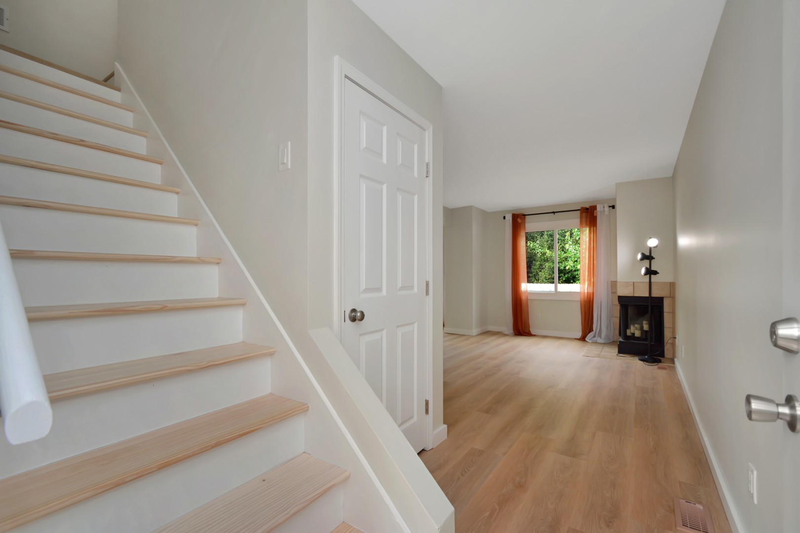 1560 Hunt Drive D Property Photo 23