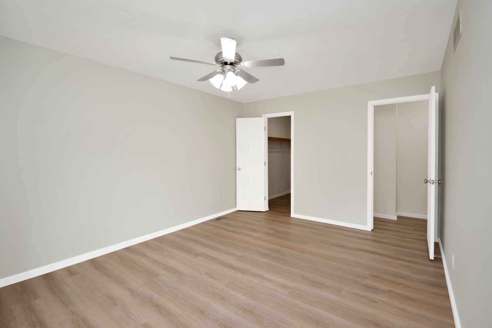 1560 Hunt Drive D Property Photo 34