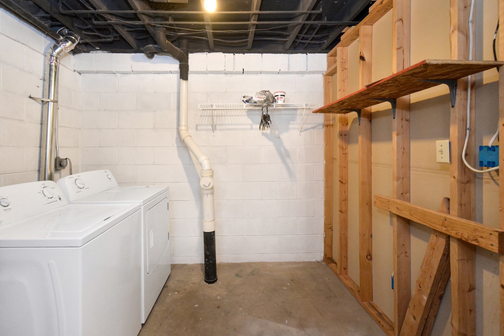 1560 Hunt Drive D Property Photo 44