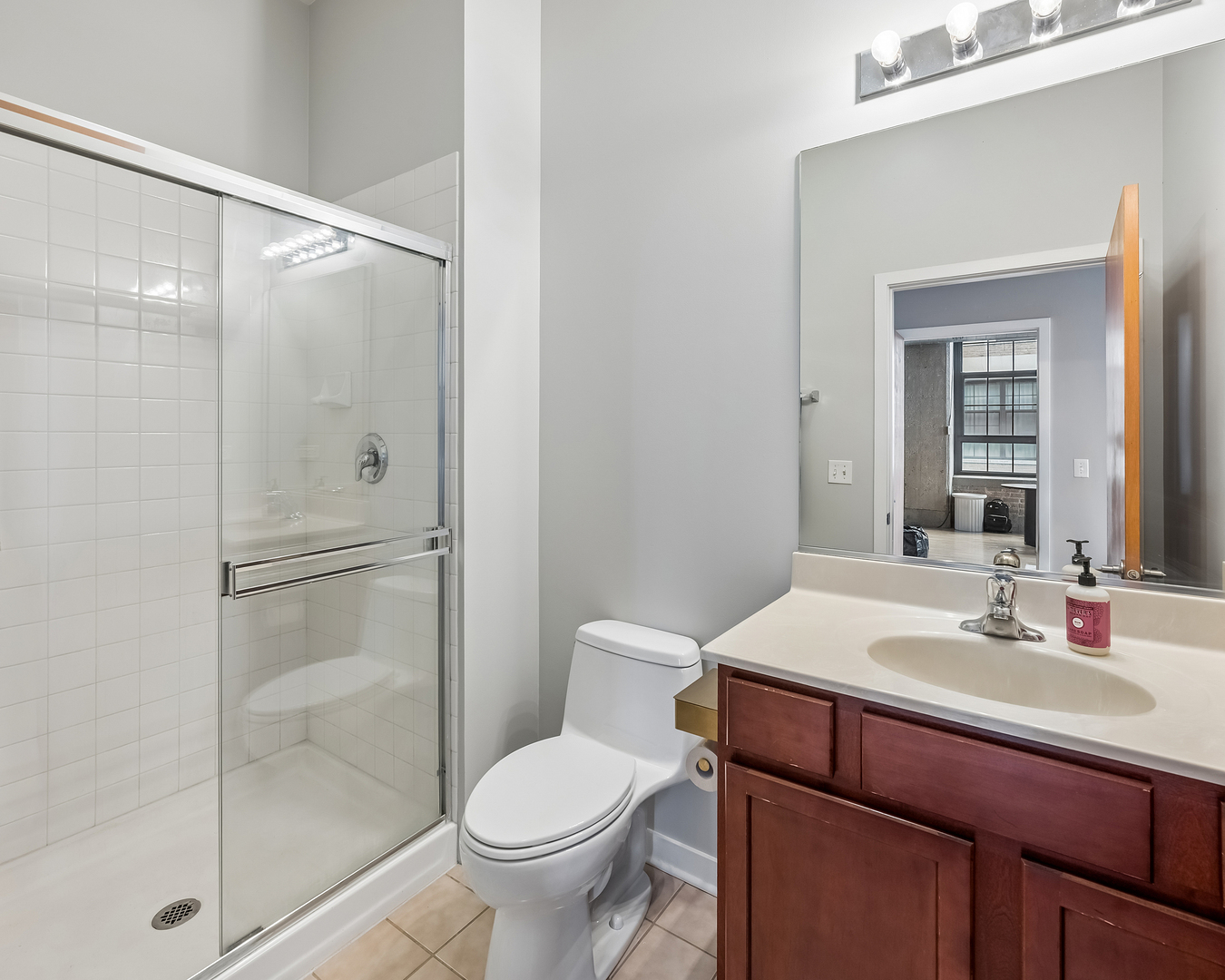 3963 W Belmont Avenue 413 Property Photo 14