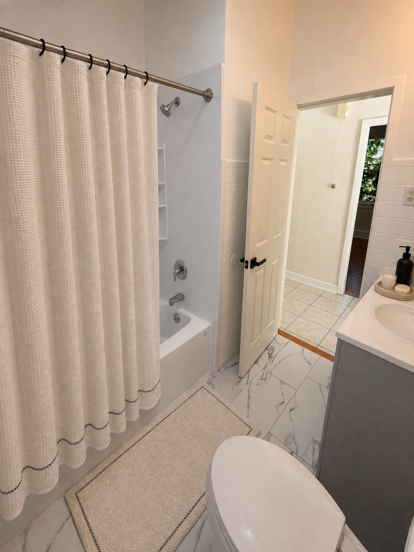 1029 N Harlem Avenue 2 Property Photo 11